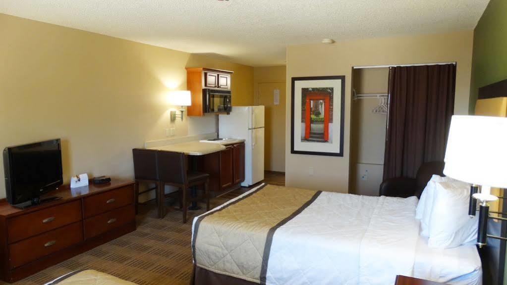 Extended Stay America Suites - Dallas - Vantage Point Dr מראה חיצוני תמונה
